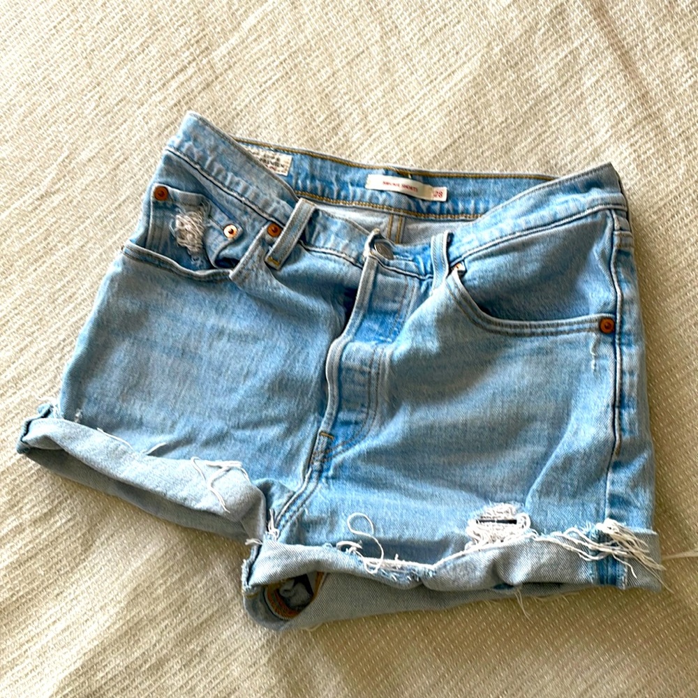 Levi’s 501 cutoff rib cage high rise shorts